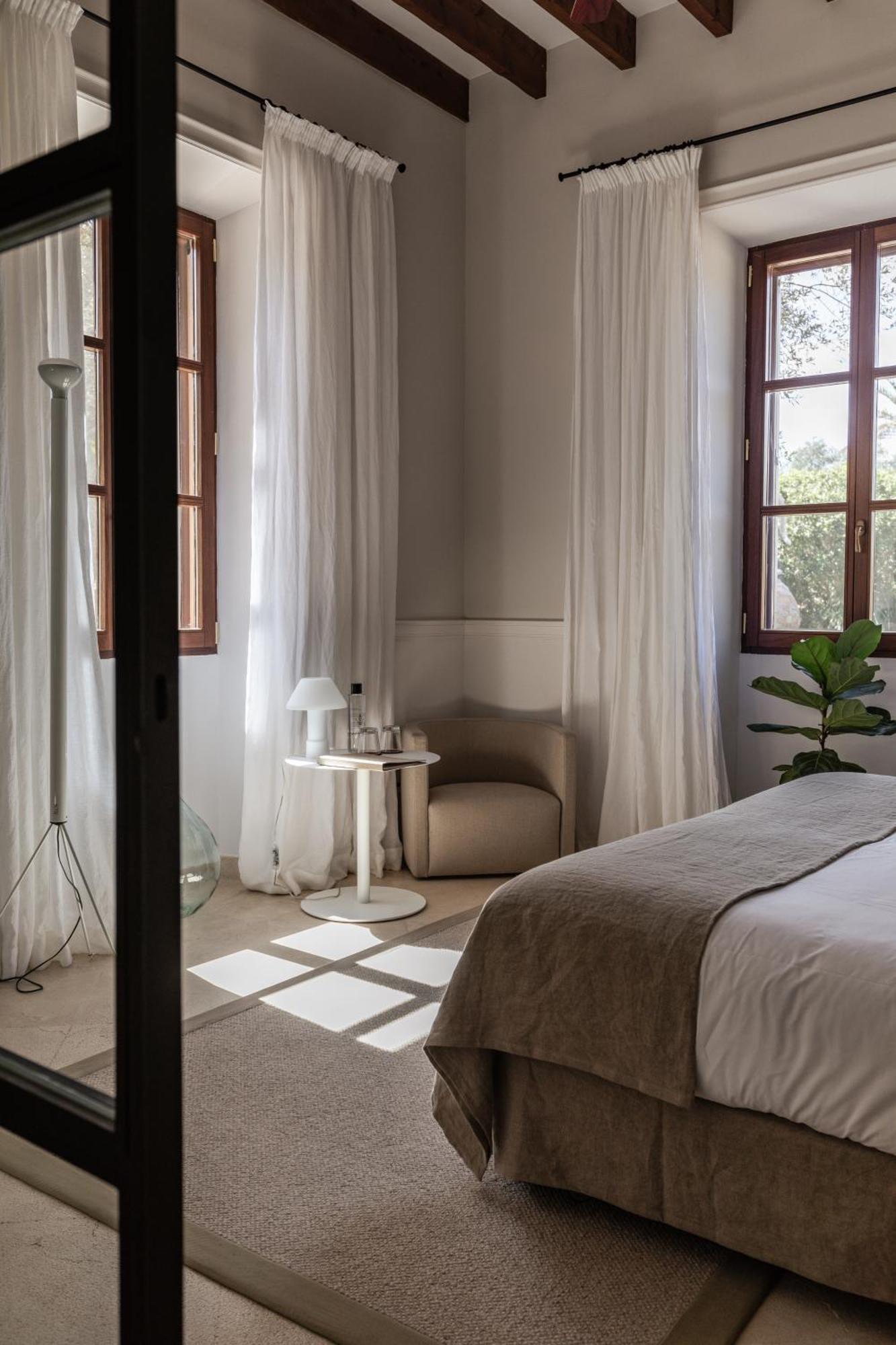 Hotel Cal Reiet Holistic Retreat à Santanyí Extérieur photo
