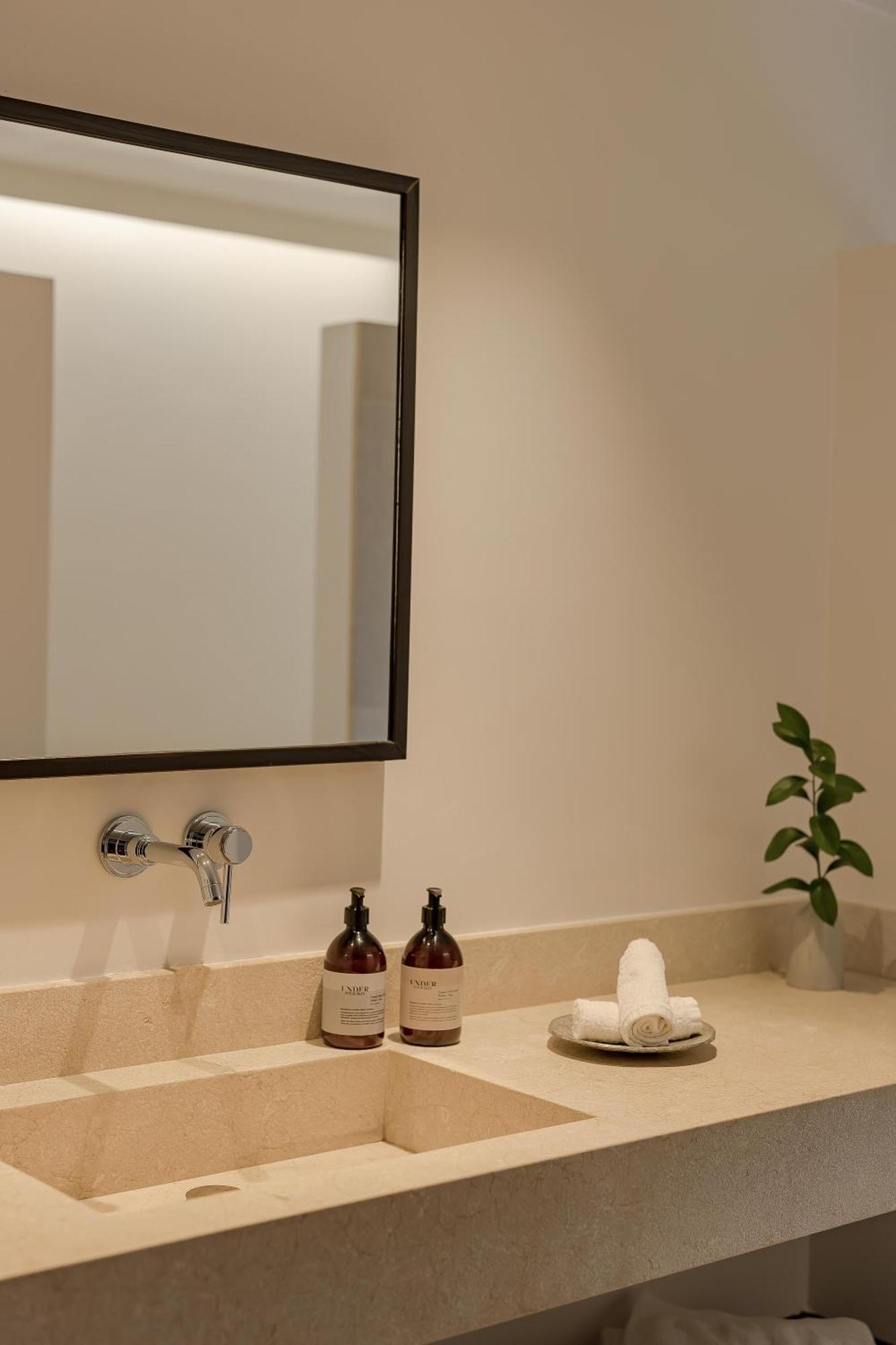 Hotel Cal Reiet Holistic Retreat à Santanyí Extérieur photo