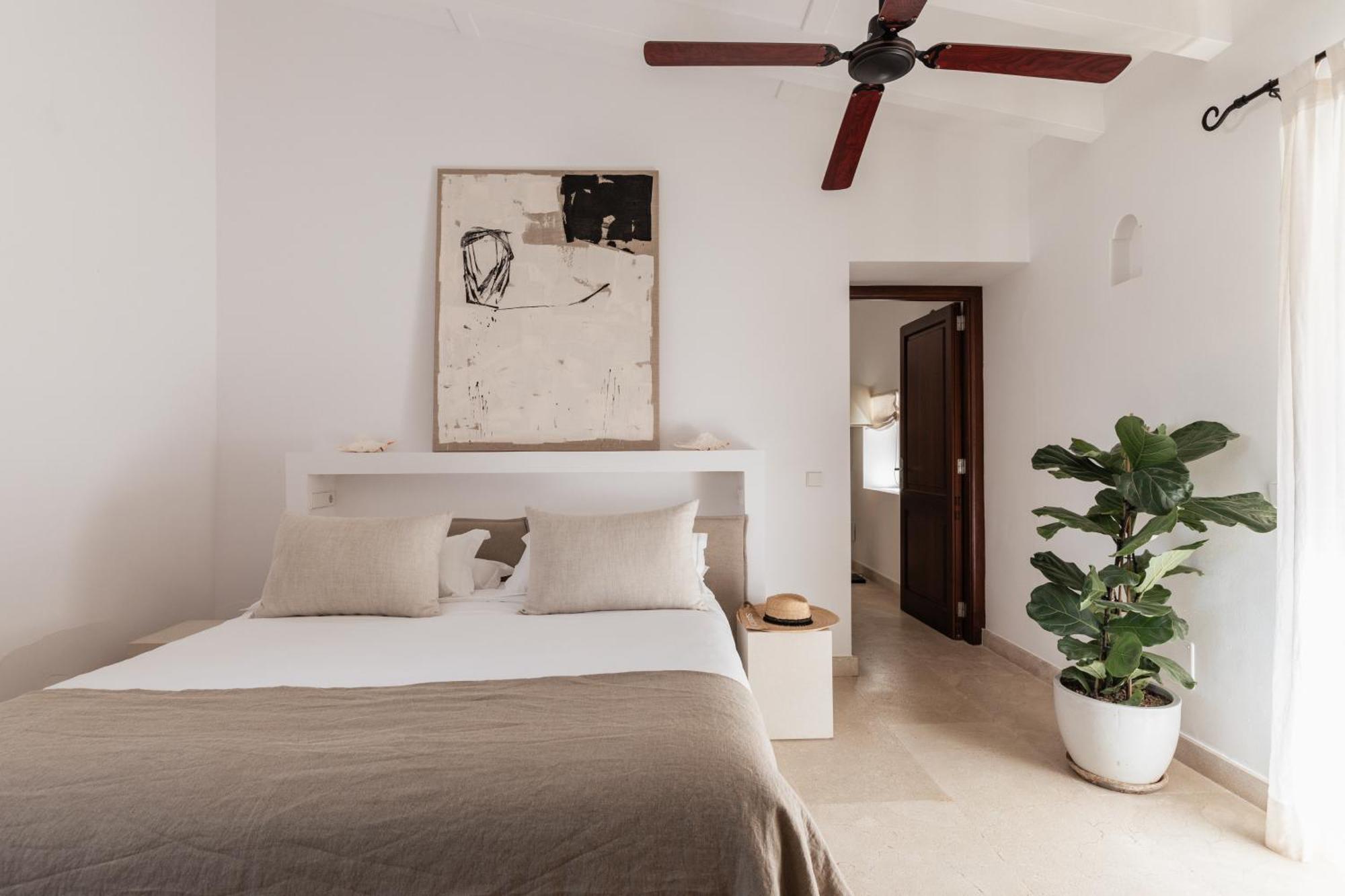 Hotel Cal Reiet Holistic Retreat à Santanyí Extérieur photo